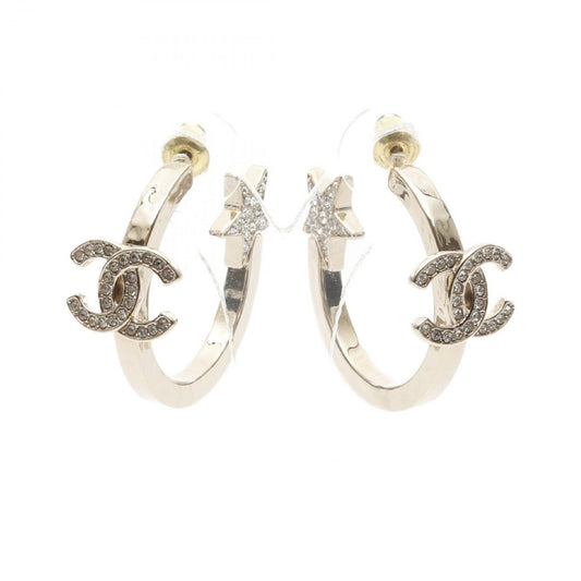 CHANEL Coco Mark Star Hoop Earrings in Gold Plated Luxury