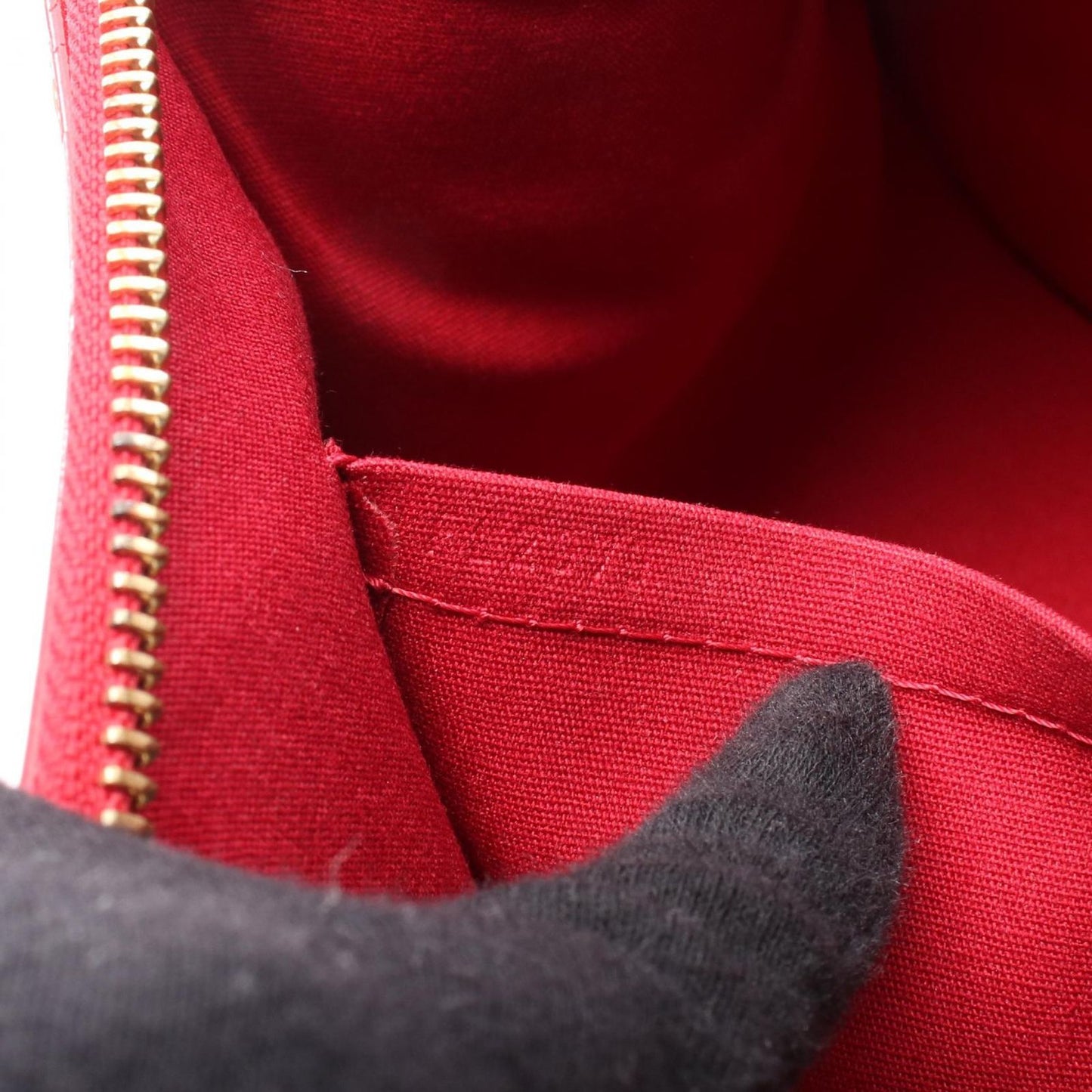 Louis Vuitton Rosewood Avenue Monogram Vernis Shoulder Bag