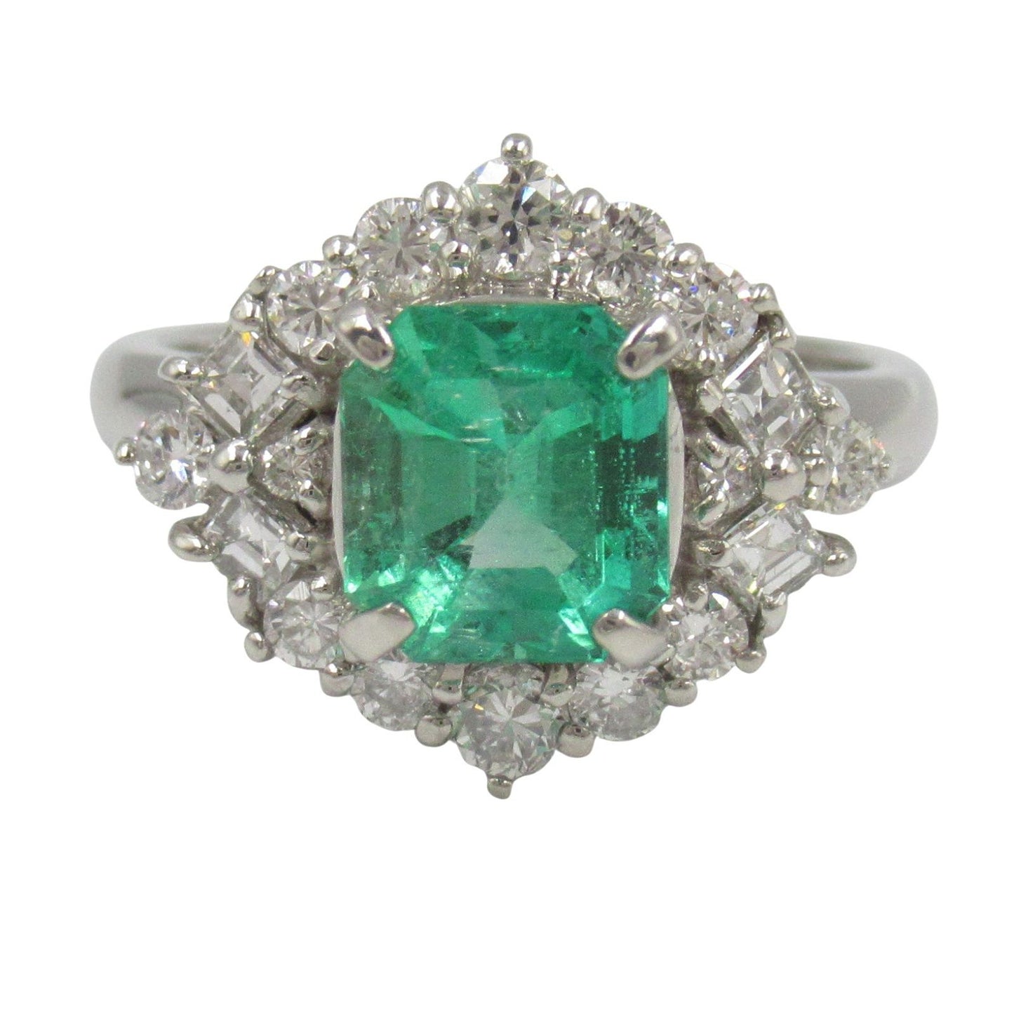 Exquisite Emerald and Diamond Ring in Platinum - #10