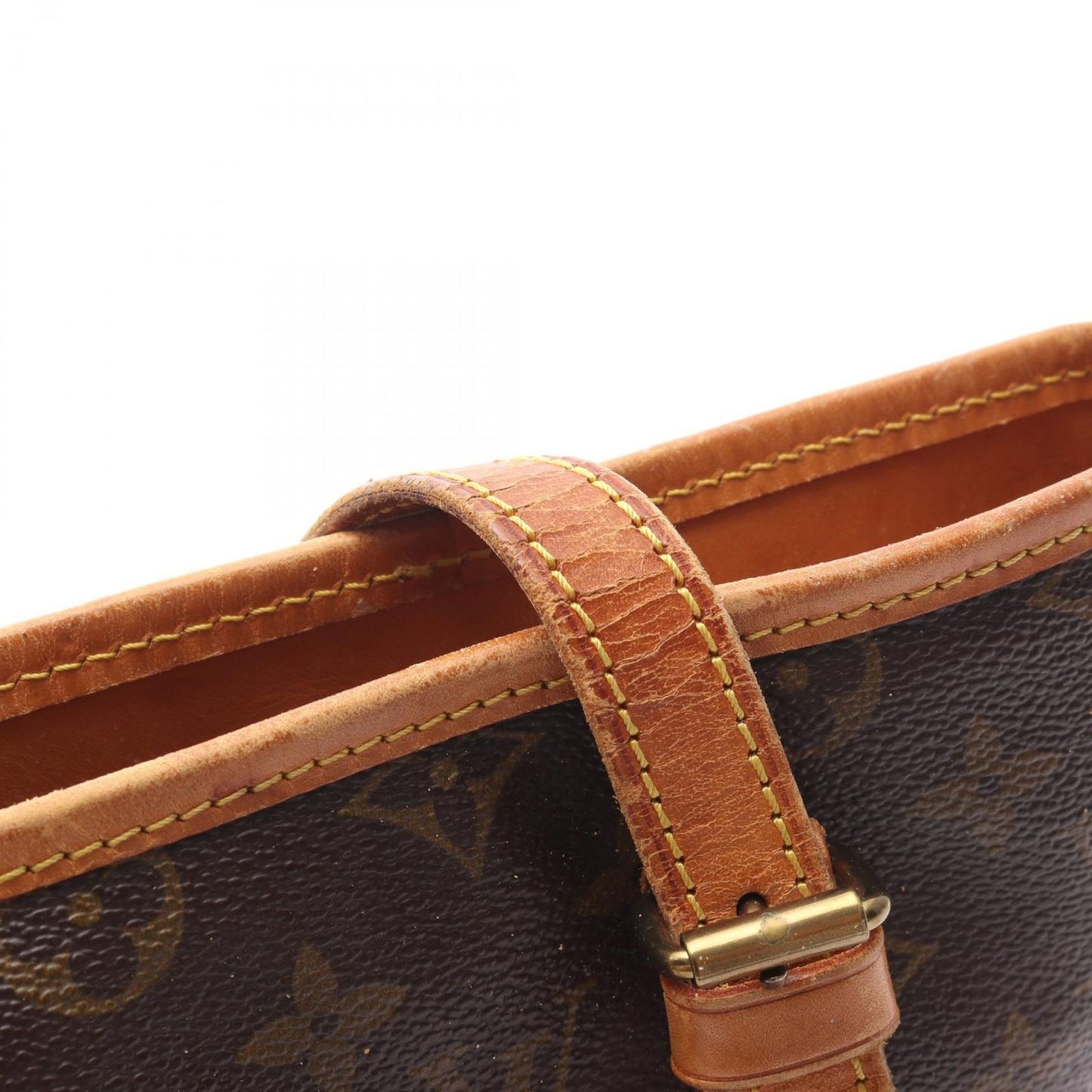 Louis Vuitton Monogram Bucket GM Shoulder Bag - Timeless Elegance