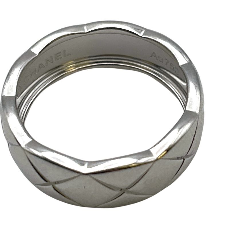CHANEL Coco Crush Ring in K18 White Gold - Timeless Elegance