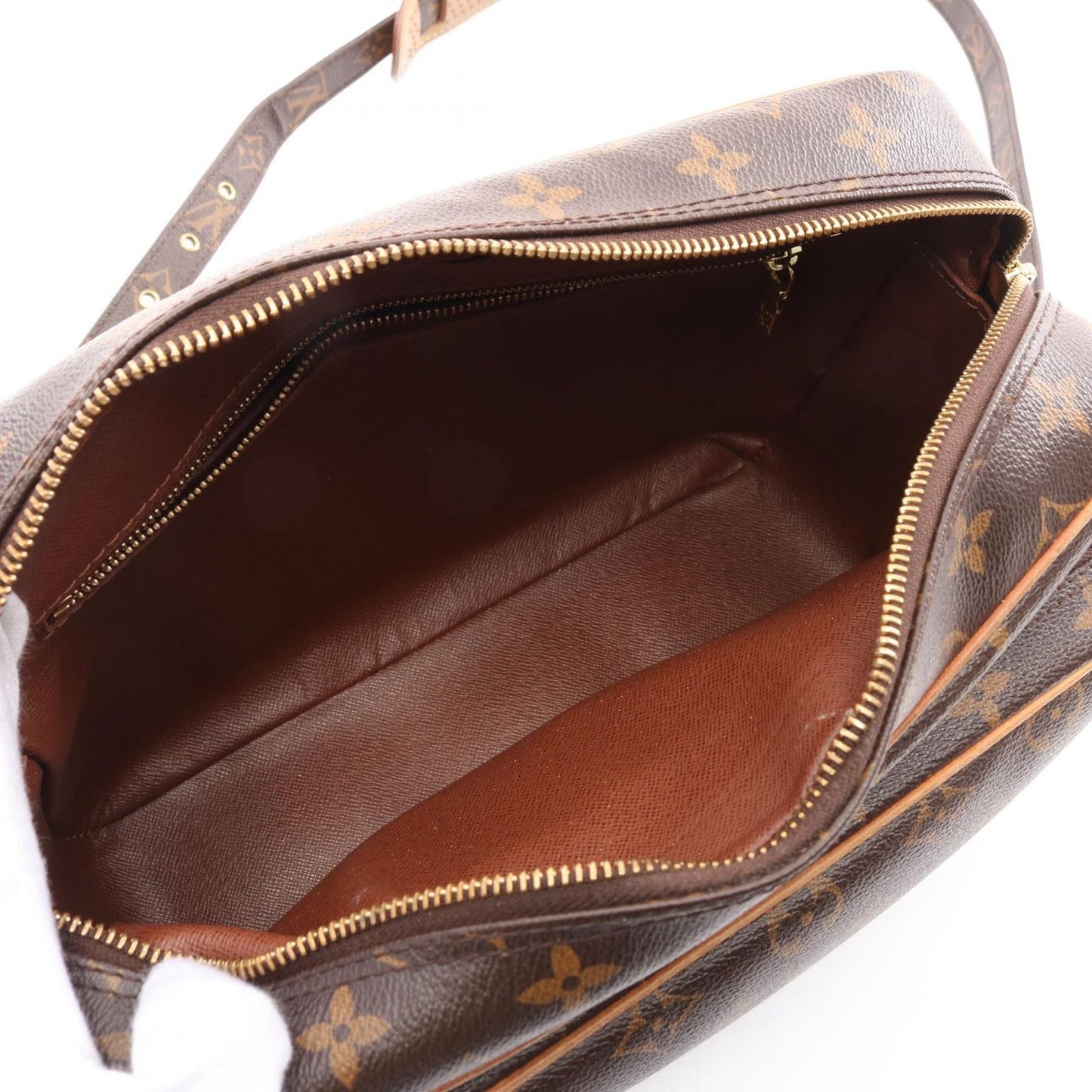 Louis Vuitton Nile Shoulder Bag M45244 - Timeless Elegance