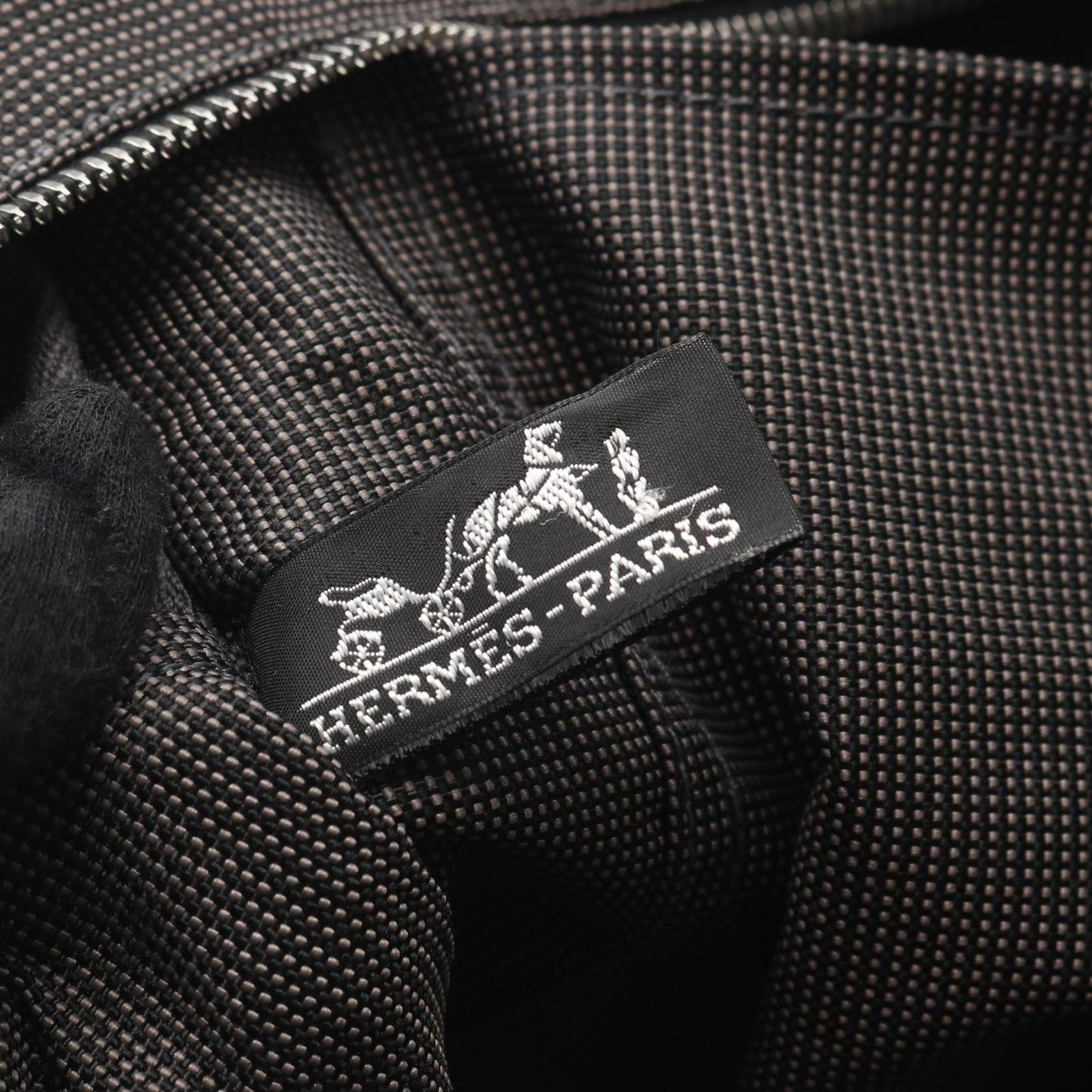 HERMES Émile Line MM Tote Bag in Gray - Timeless Elegance