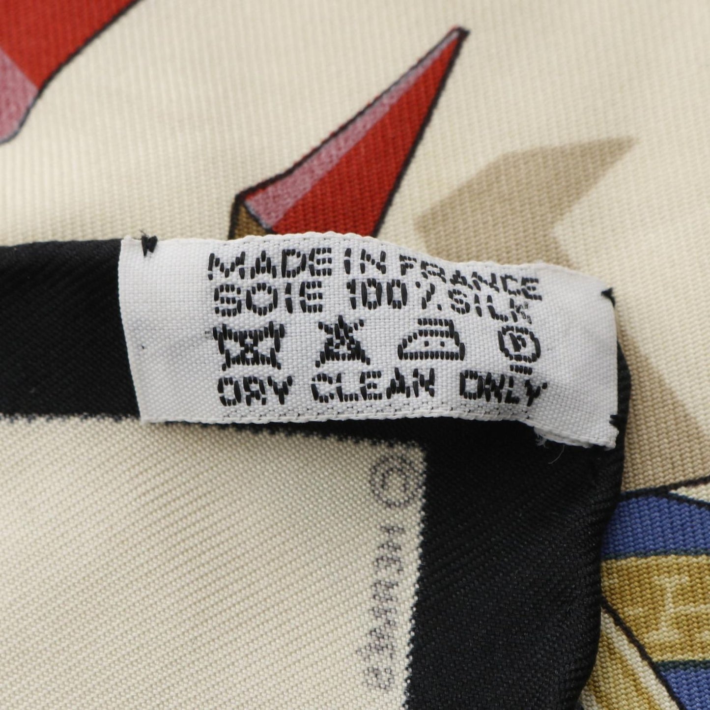 HERMES Metamorphose D'un Carre Silk Scarf - Light Beige