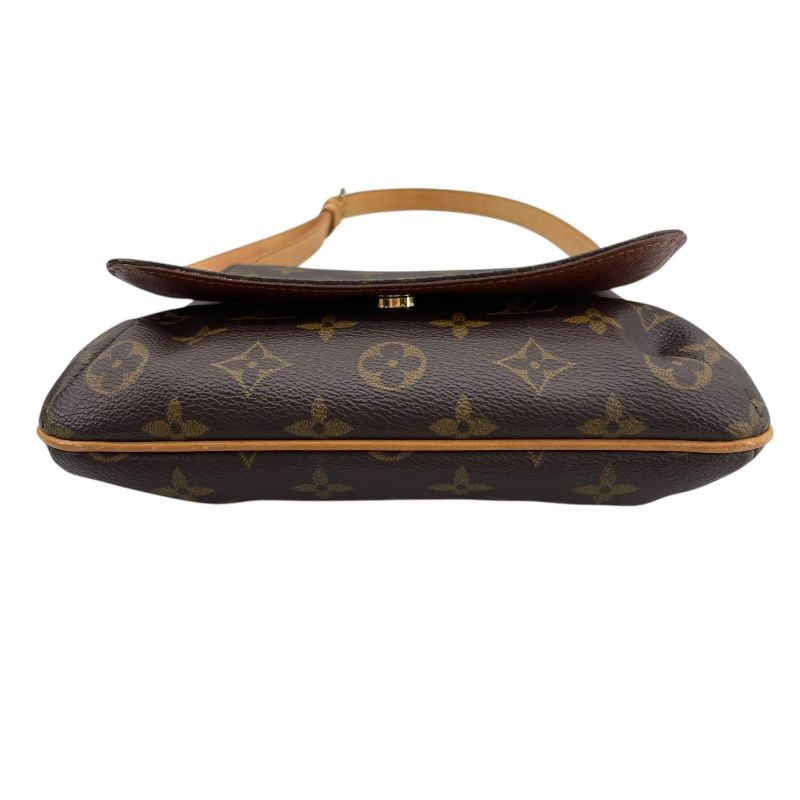 Louis Vuitton Musette Salsa Short Monogram Canvas Shoulder Bag