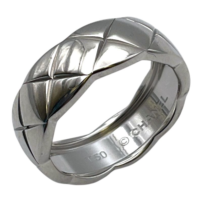 CHANEL Coco Crush Ring in K18 White Gold - Timeless Elegance