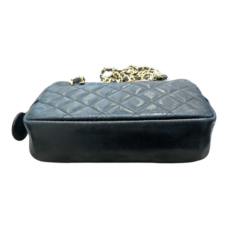 CHANEL Matelassé Chain Handbag - Black Lambskin, Iconic Elegance
