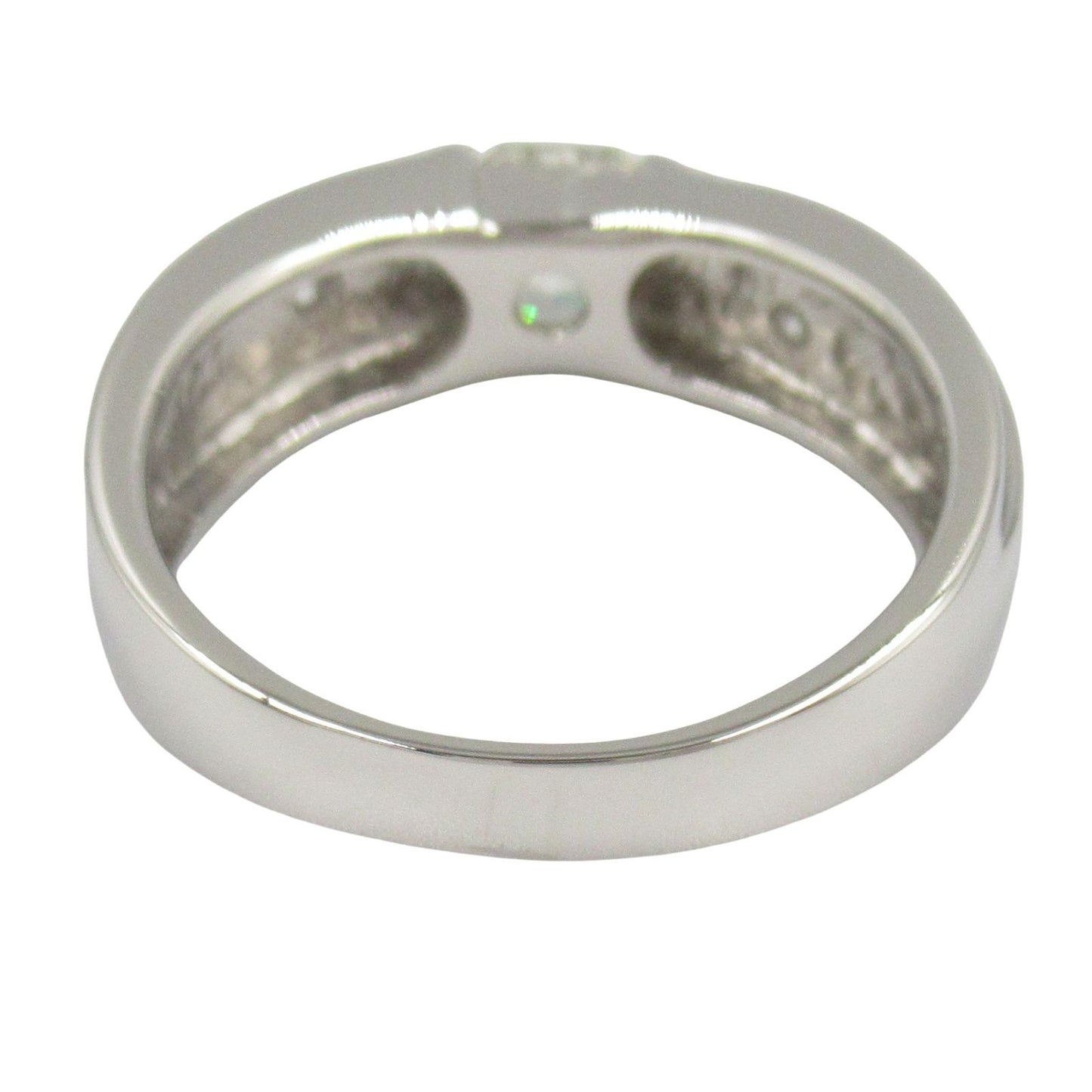 Exquisite JEWELRY Diamond Ring in Platinum - Timeless Elegance