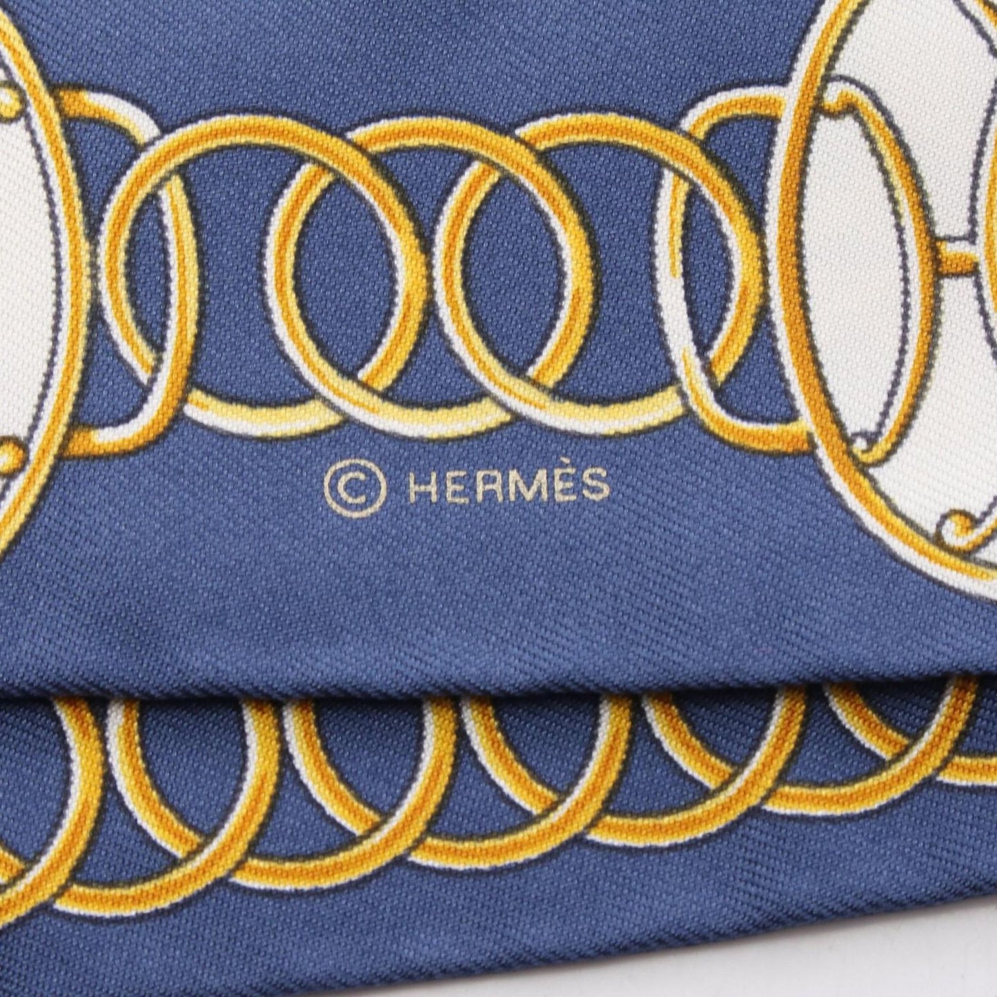 HERMES Twilly Scarf LIFT PROFILE - Exquisite Silk Accessory