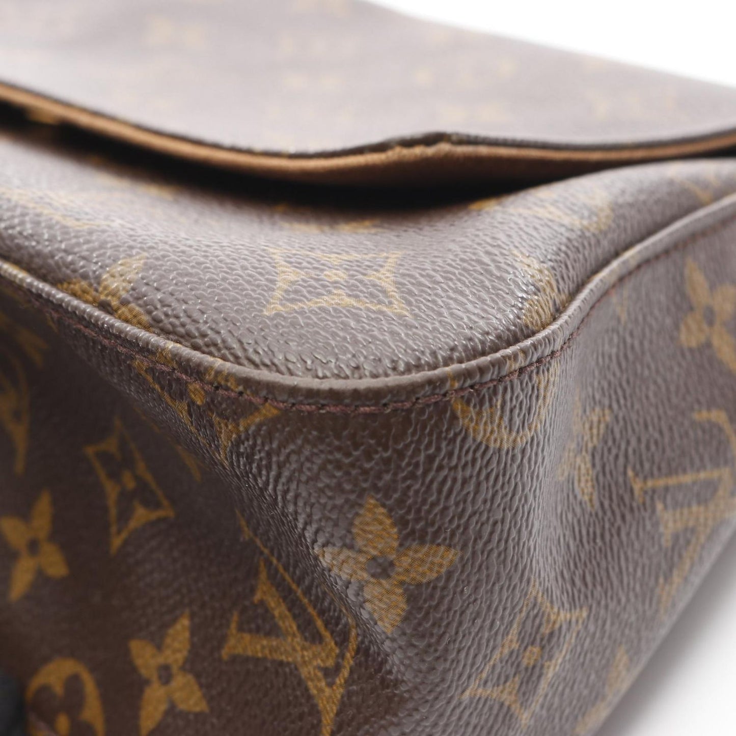 Louis Vuitton Mini Looping Handbag - Timeless Elegance in Brown