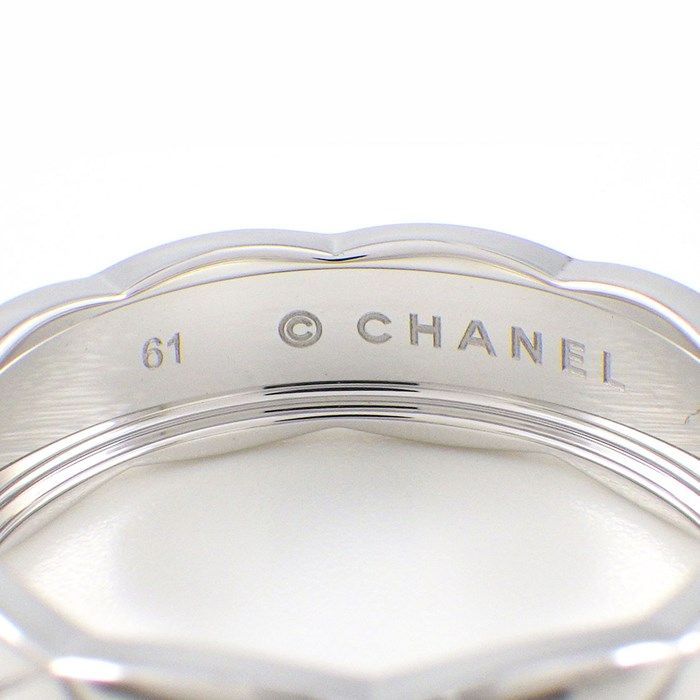 CHANEL Coco Crush Medium Ring in K18 White Gold - Size 21