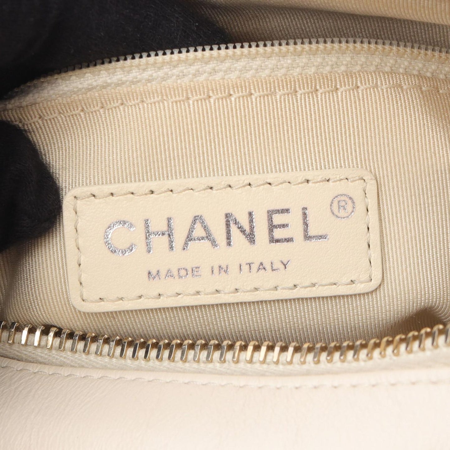 CHANEL Gabrielle Shoulder Bag AP3824 in White Leather - Timeless Elegance