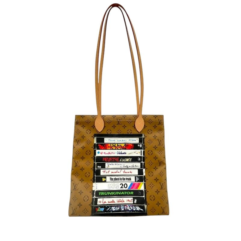 Louis Vuitton Carry It M45198 Monogram Reverse Tote Bag - Brown