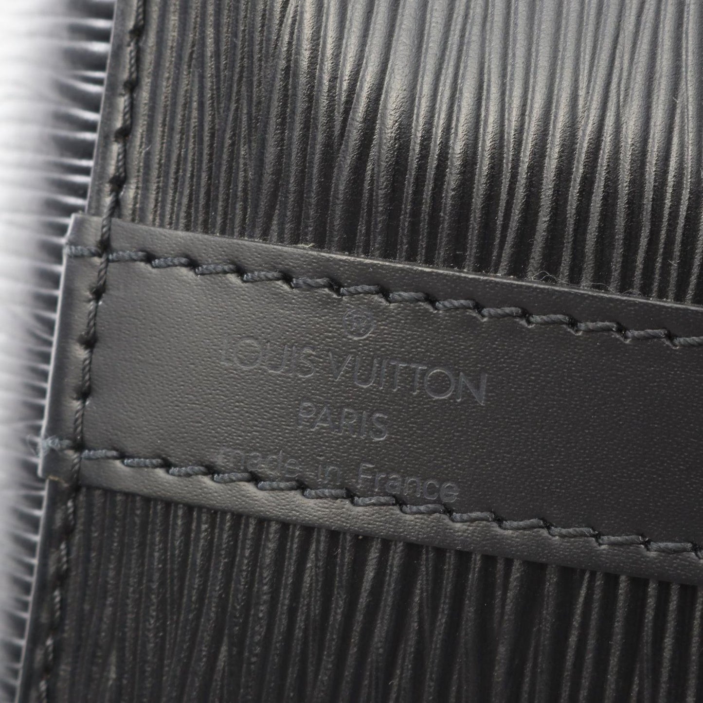 Louis Vuitton Petit Noé Noir Epi Leather Shoulder Bag