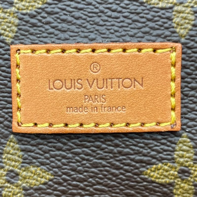 Louis Vuitton Monogram Canvas Soumire 30 Shoulder Bag - Brown