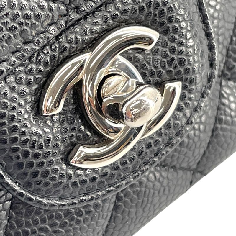 CHANEL Matelassé 25 Black Caviar Leather Shoulder Bag