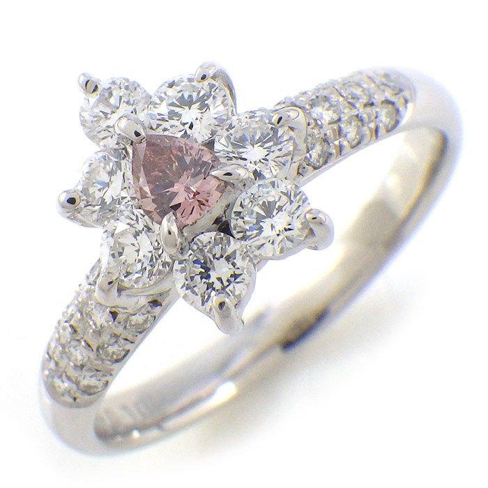 Exquisite Pear Shape Diamond Floral Motif Ring in Platinum
