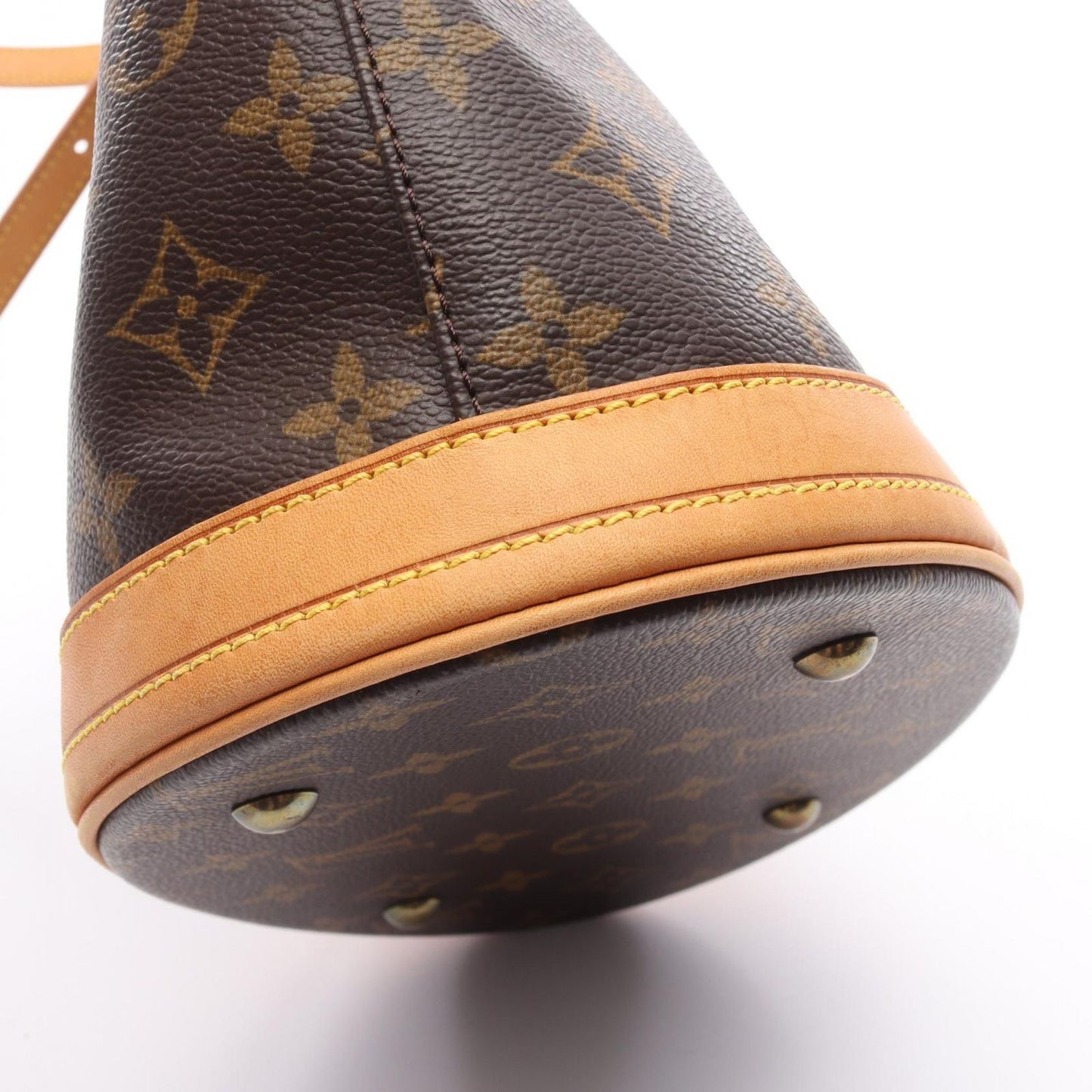 Louis Vuitton Monogram Bucket PM Handbag - Timeless Elegance