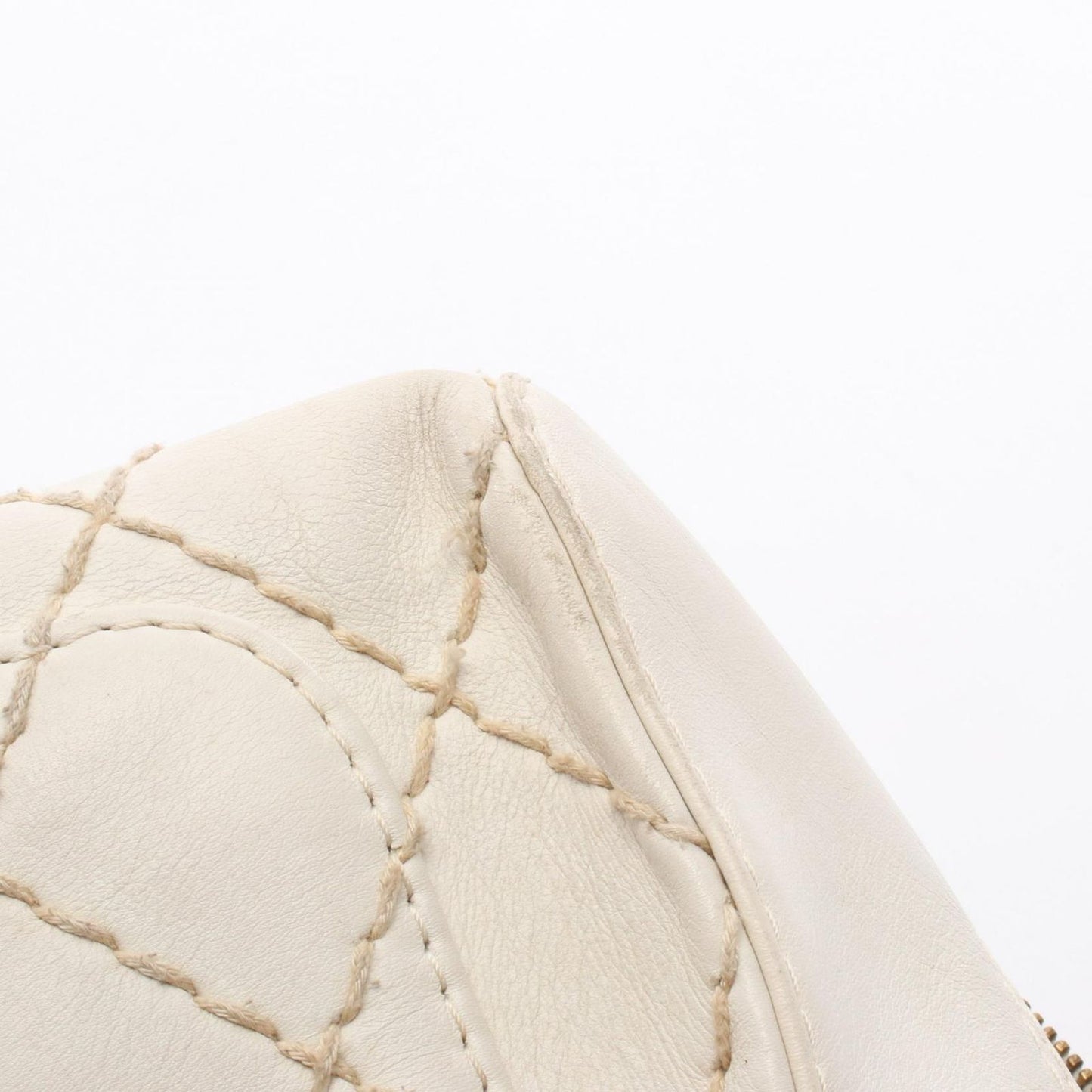 CHANEL Wild Stitch Handbag - Exquisite White Leather Luxury