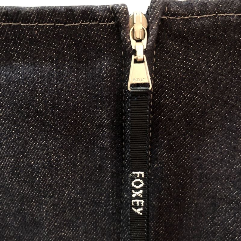 FOXEY NEW YORK Navy Denim Sleeveless Dress - Timeless Elegance