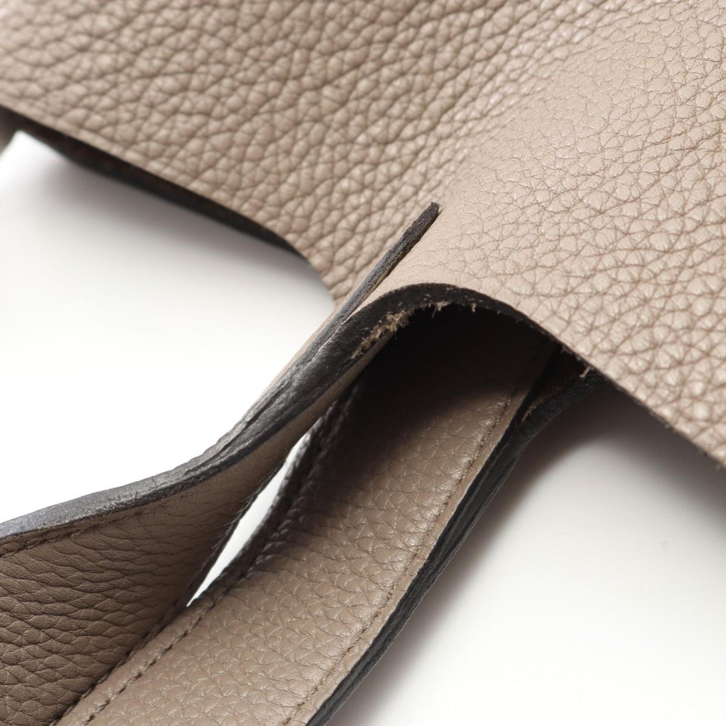 HERMES Picotin Lock MM Handbag in Turtledove Gray - Exquisite Craftsmanship