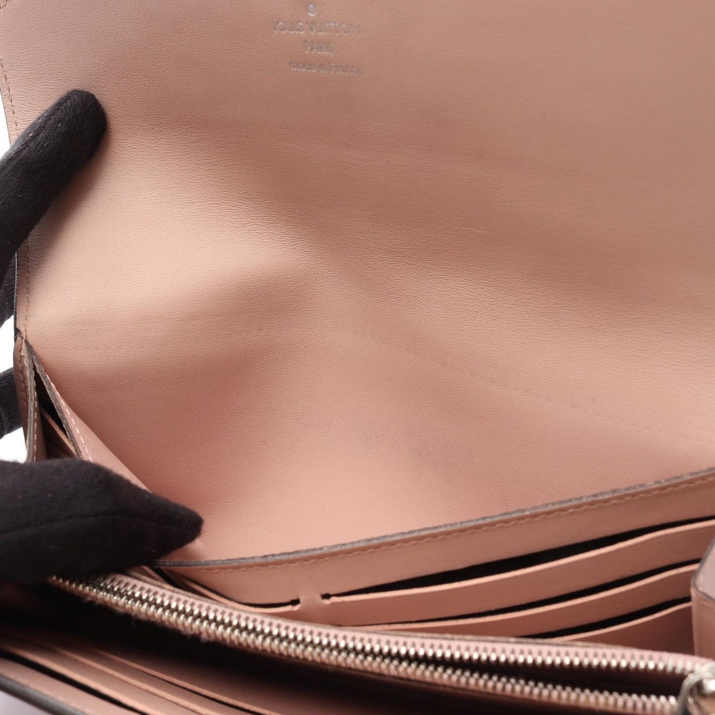 Louis Vuitton Monogram Mahina Magnolia Wallet - Exquisite Craftsmanship