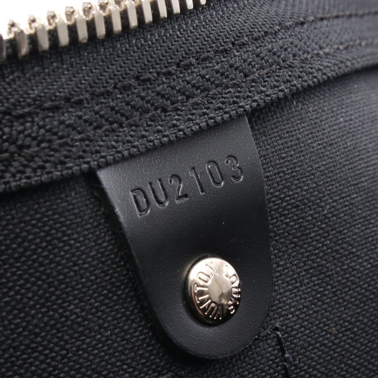 Louis Vuitton Keepall Bandoulière 55 Damier Graphite - Timeless Luxury