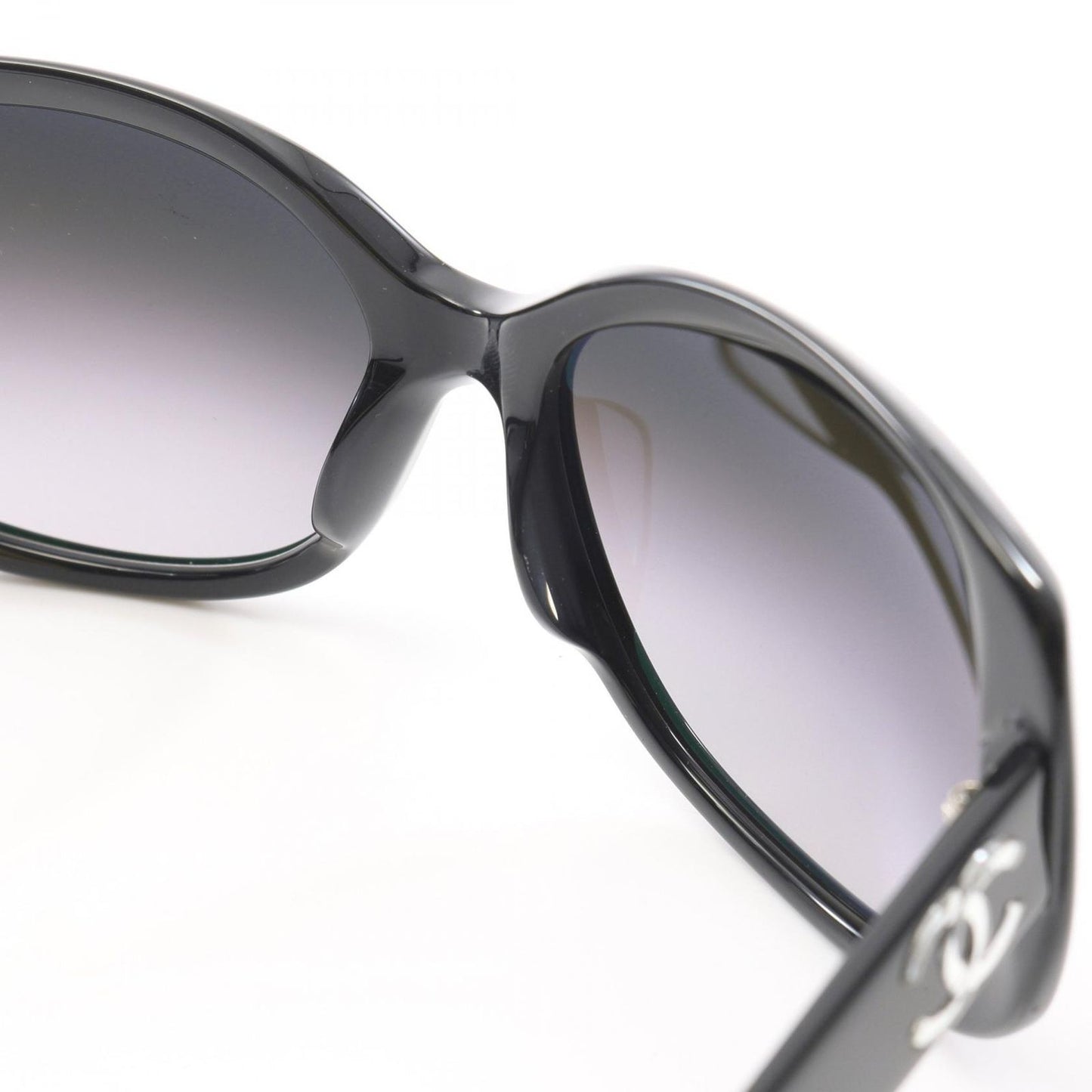 CHANEL Coco Mark 5183-A Sunglasses - Timeless Elegance in Black