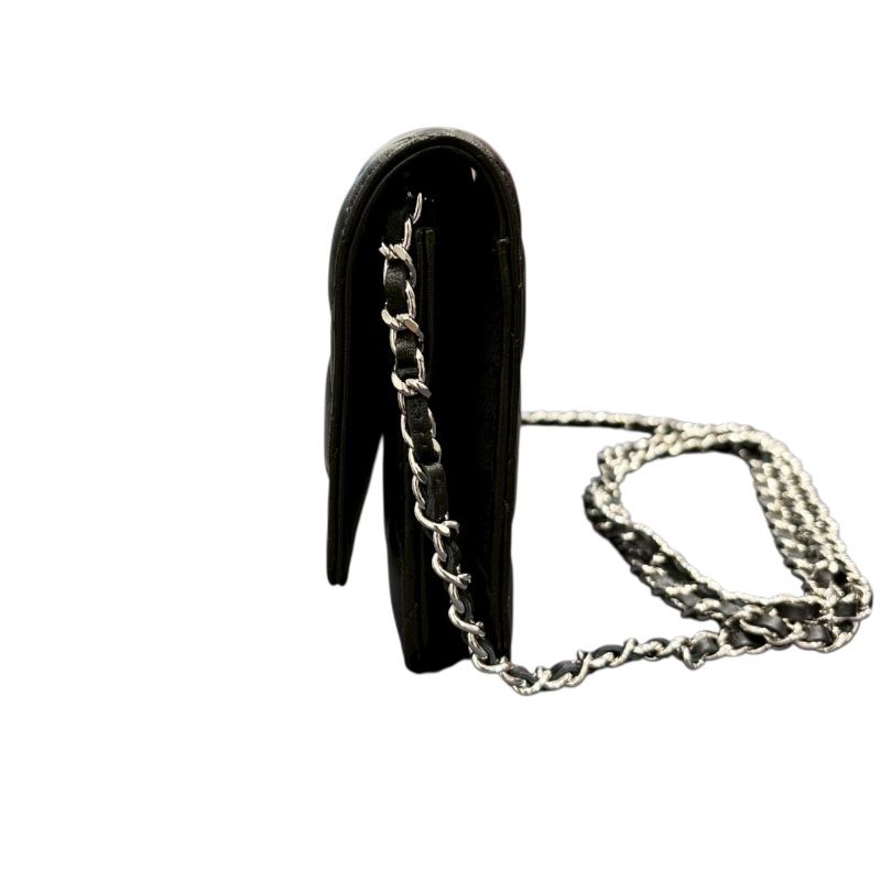 CHANEL Matelassé Chain Bag in Black Calfskin - Timeless Elegance