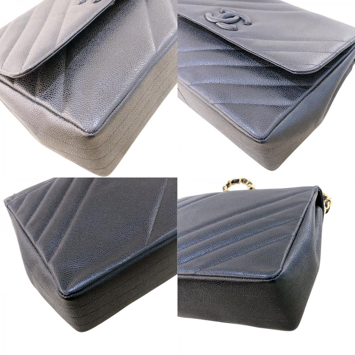 CHANEL Large Flap Chain Shoulder Bag in Caviar with Gold Hardware