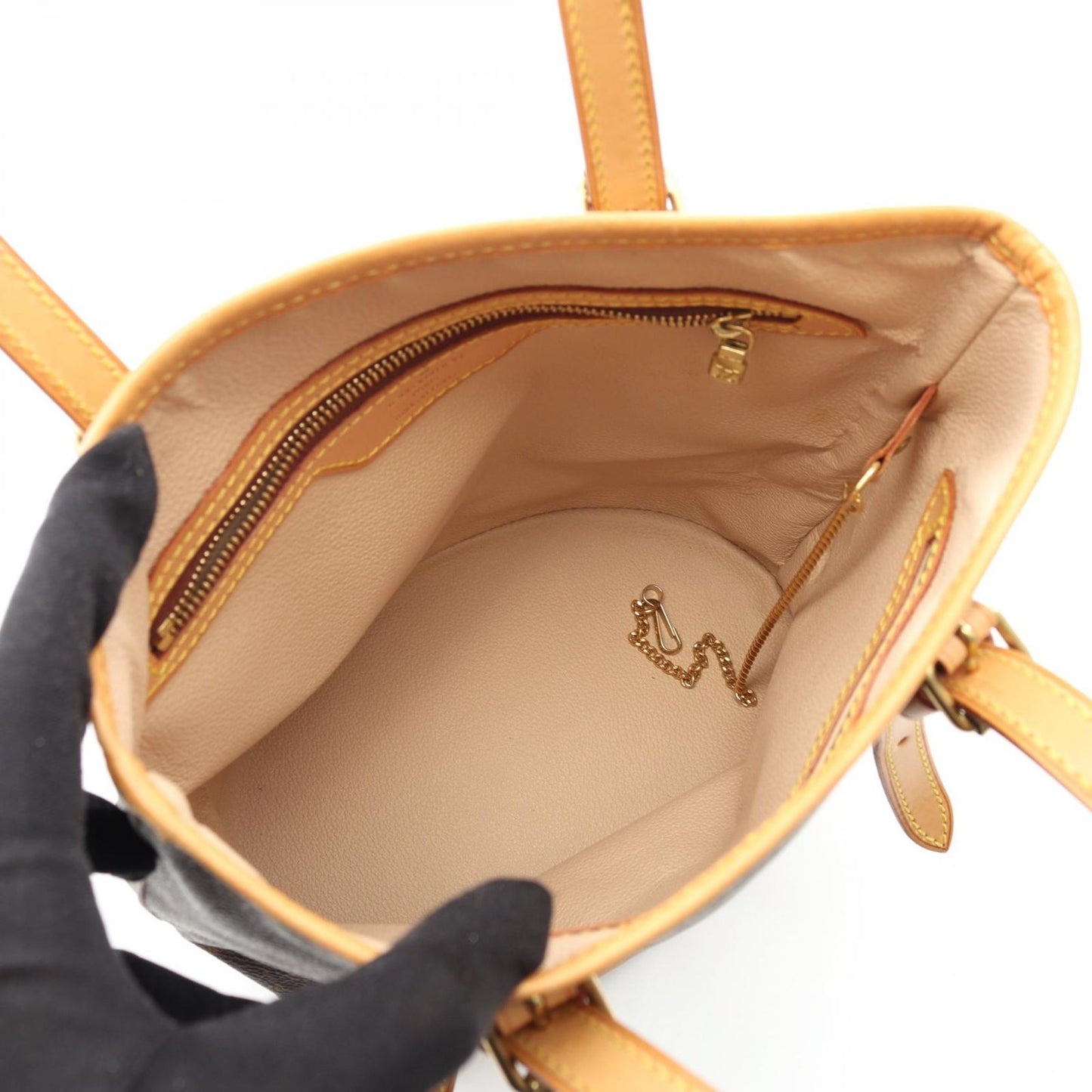 Louis Vuitton Monogram Bucket PM Handbag - Timeless Elegance