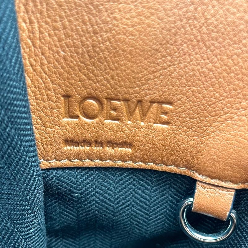 LOEWE Hammock Small Tan Calf Leather Shoulder Bag