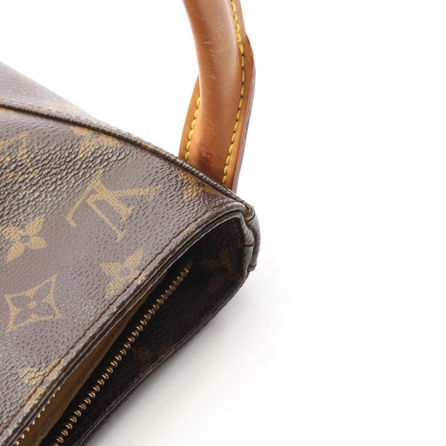 Louis Vuitton Looping GM Shoulder Bag - Timeless Elegance