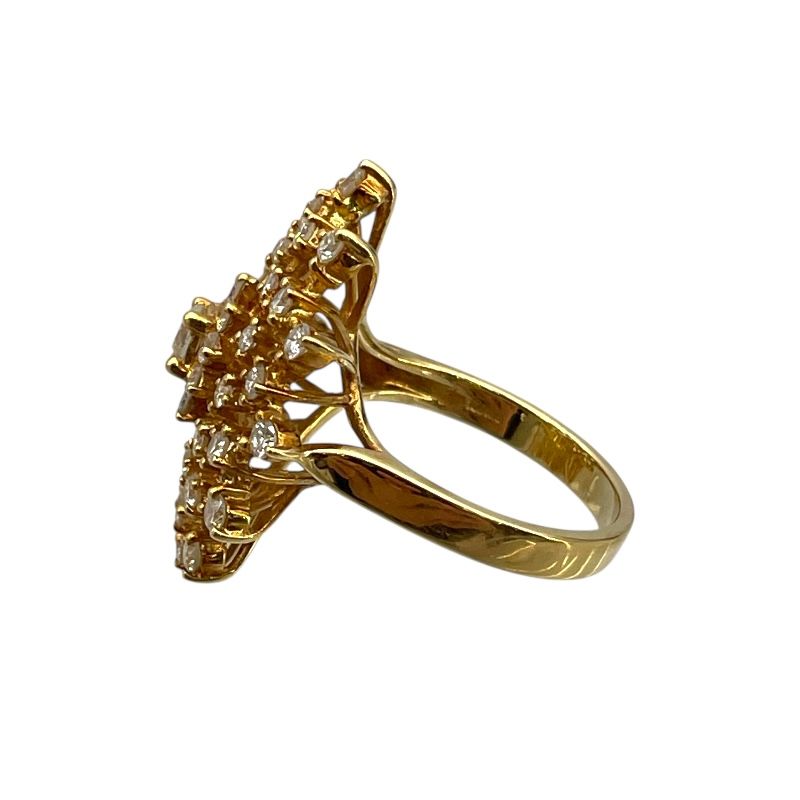 Exquisite 750 Gold Diamond Ring - 1.78ct Total Weight