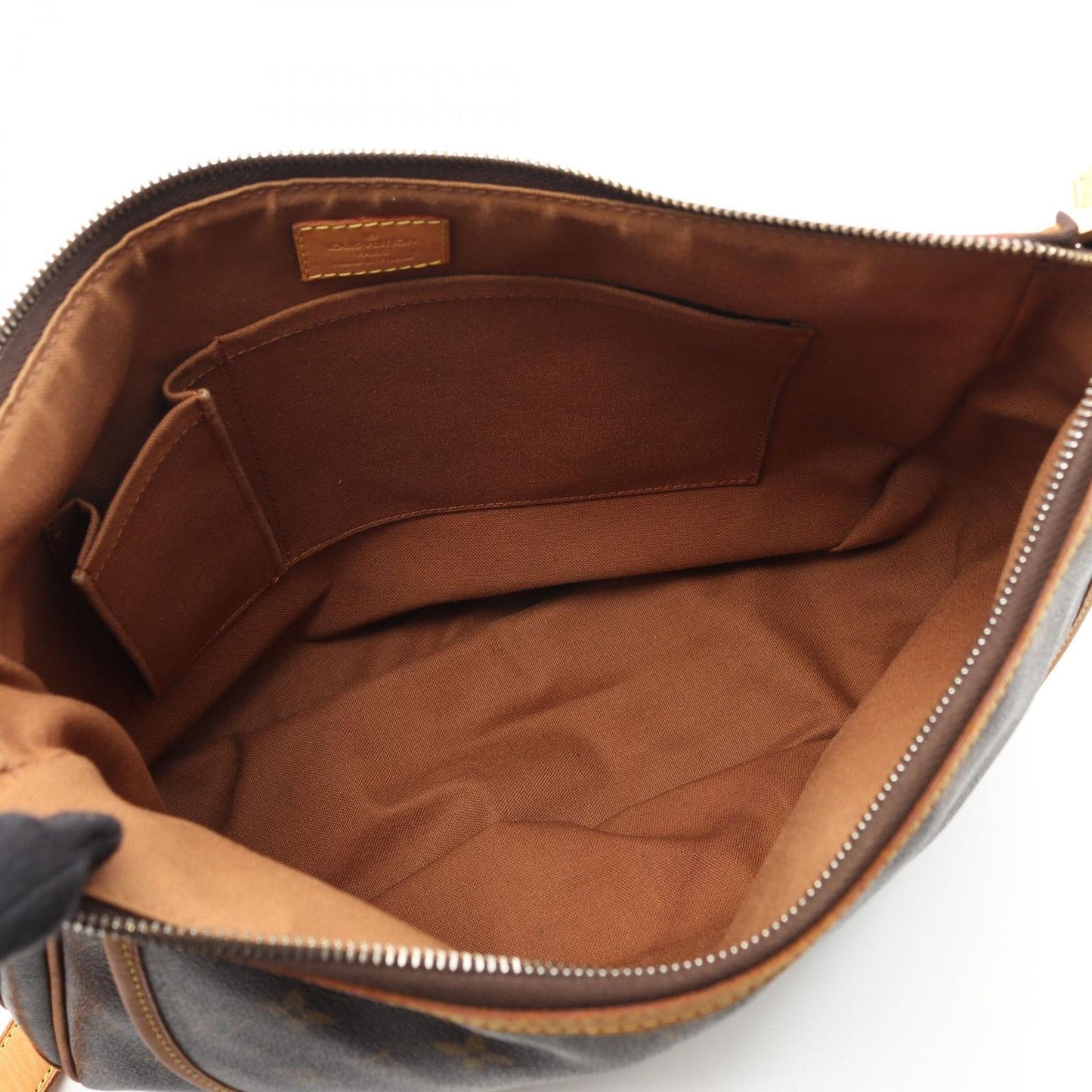 Louis Vuitton Tulum GM Shoulder Bag - Timeless Elegance in Brown