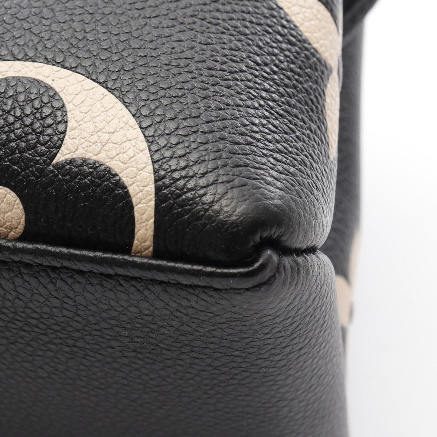 Louis Vuitton Petit Palais PM Bi-Color Handbag - Black/Beige Leather