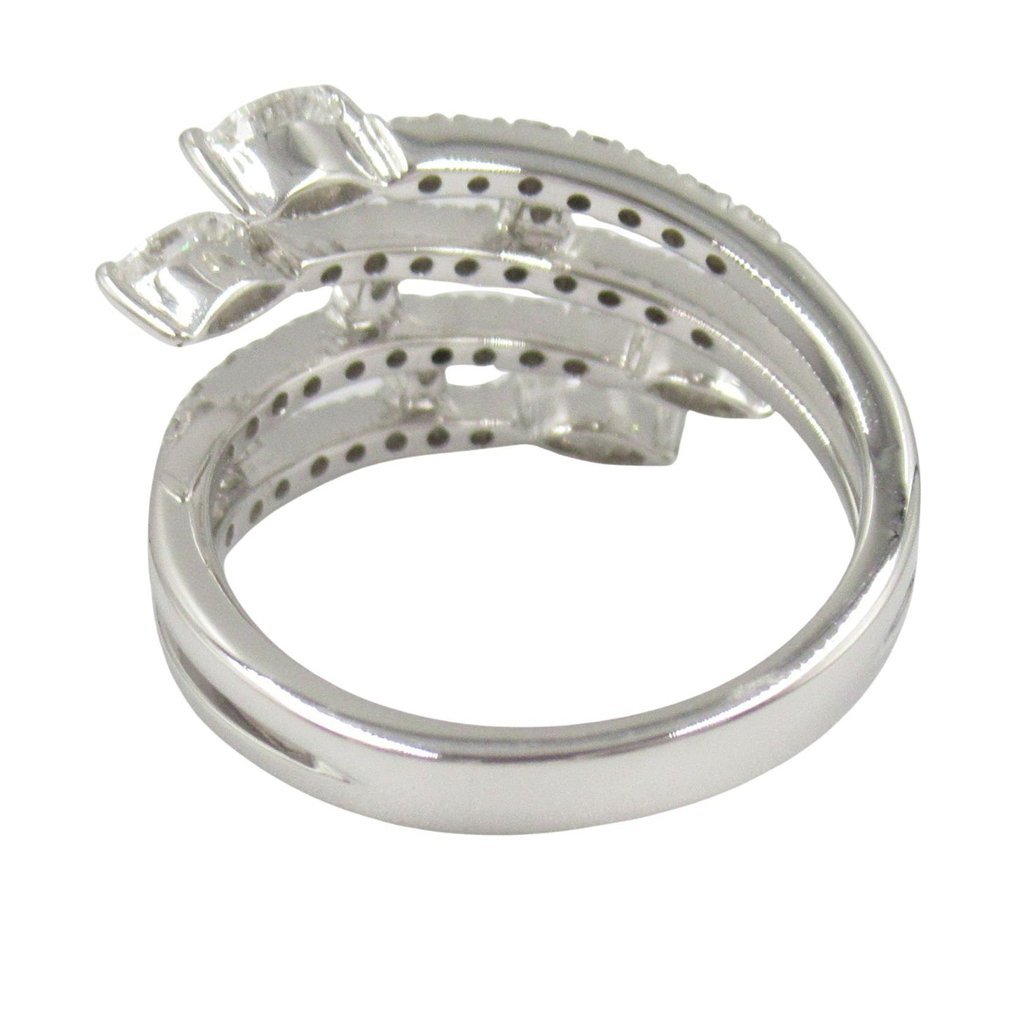 Exquisite K18WG Diamond Ring - 0.62ct Elegance