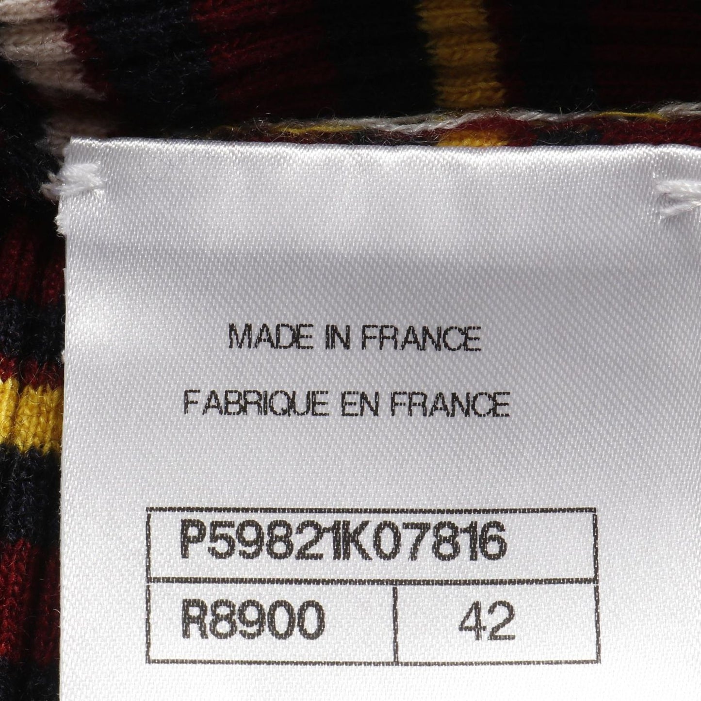 CHANEL Cashmere Silk Knit with Coco Mark Buttons - Elegant Navy