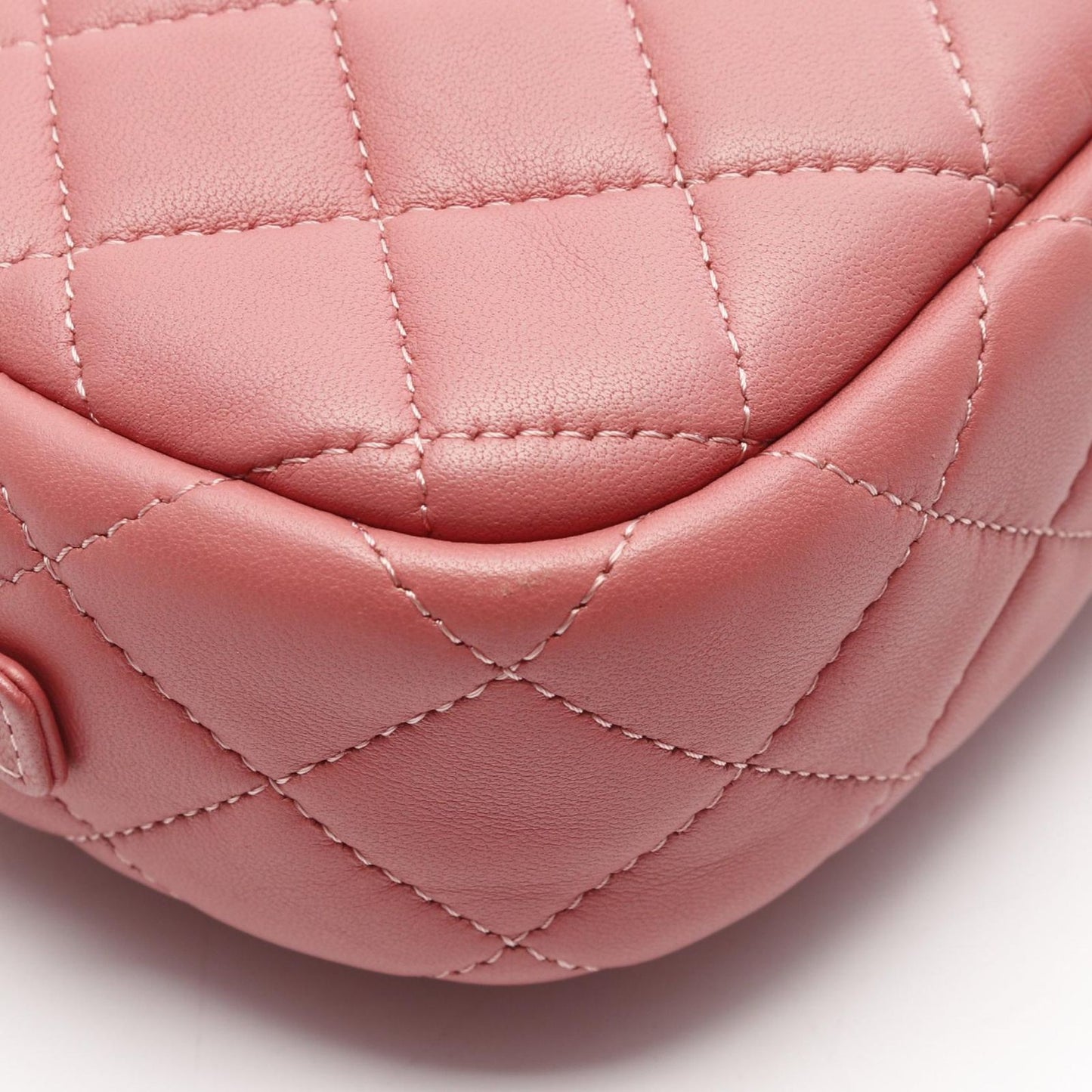 CHANEL Matelassé Pink Lambskin Shoulder Bag - Exquisite Craftsmanship