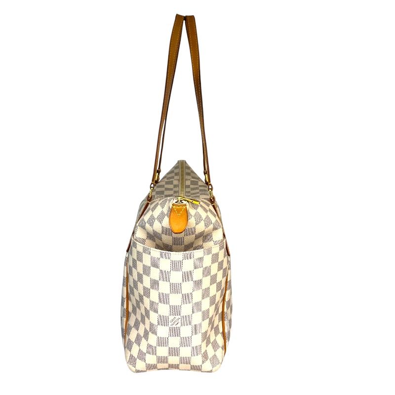 Louis Vuitton Totally MM Shoulder Bag - Timeless Elegance