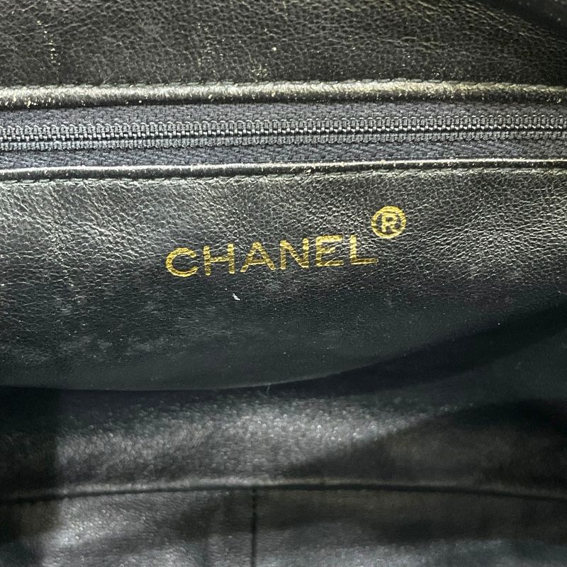 CHANEL Matelassé Fringe Shoulder Bag - Black Lambskin with Gold Hardware