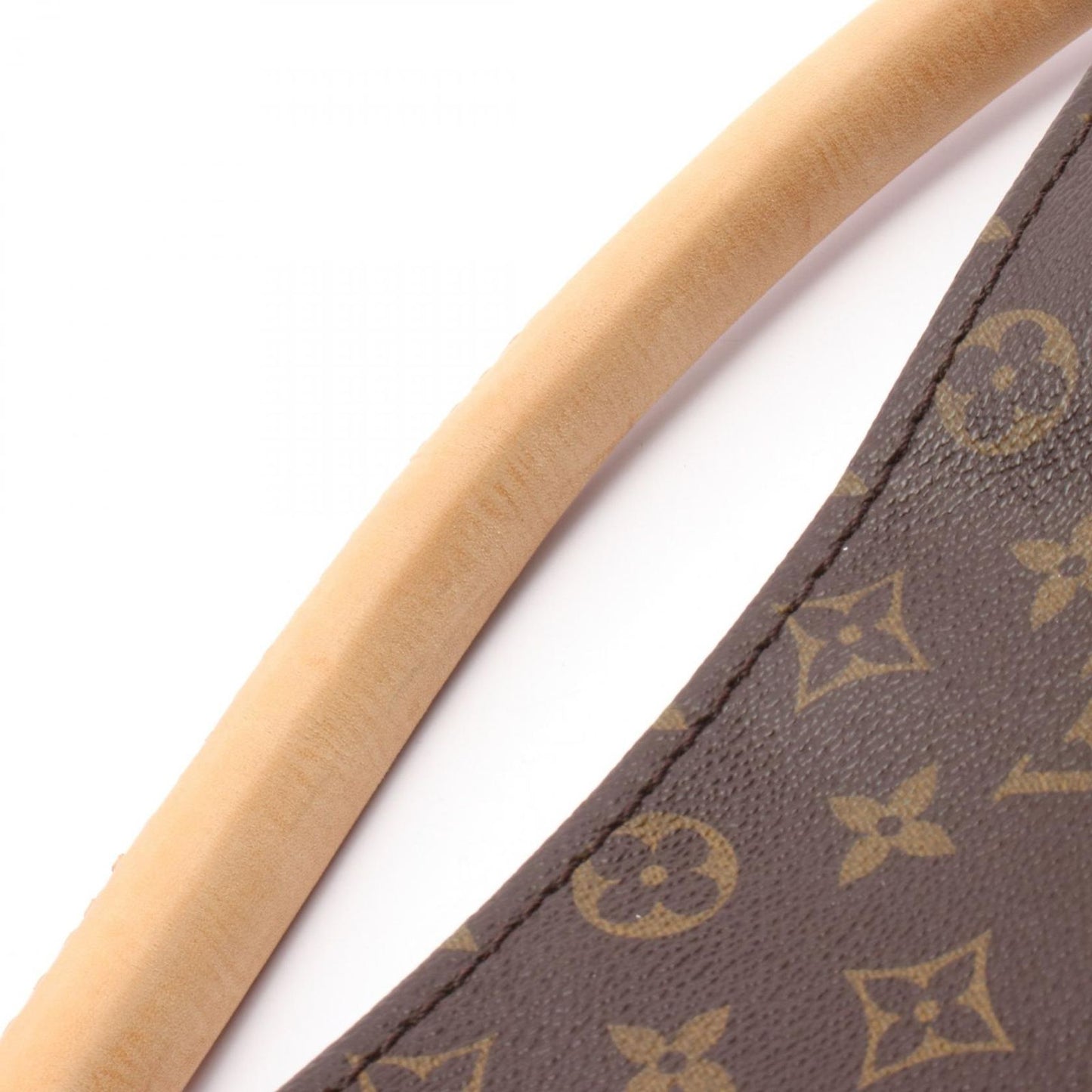 Louis Vuitton Artsy MM Shoulder Bag - Timeless Elegance