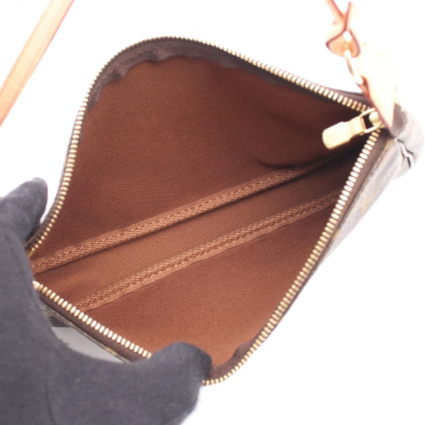 Louis Vuitton Pochette Accessoires Handbag - Timeless Elegance