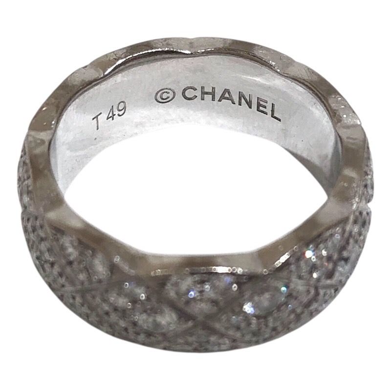 CHANEL Coco Crush Ring in 750WG with Diamonds - Exquisite Luxury