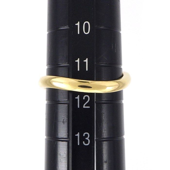 Elegant Pear Shape Sapphire & Heart Diamond Ring in 18K Yellow Gold