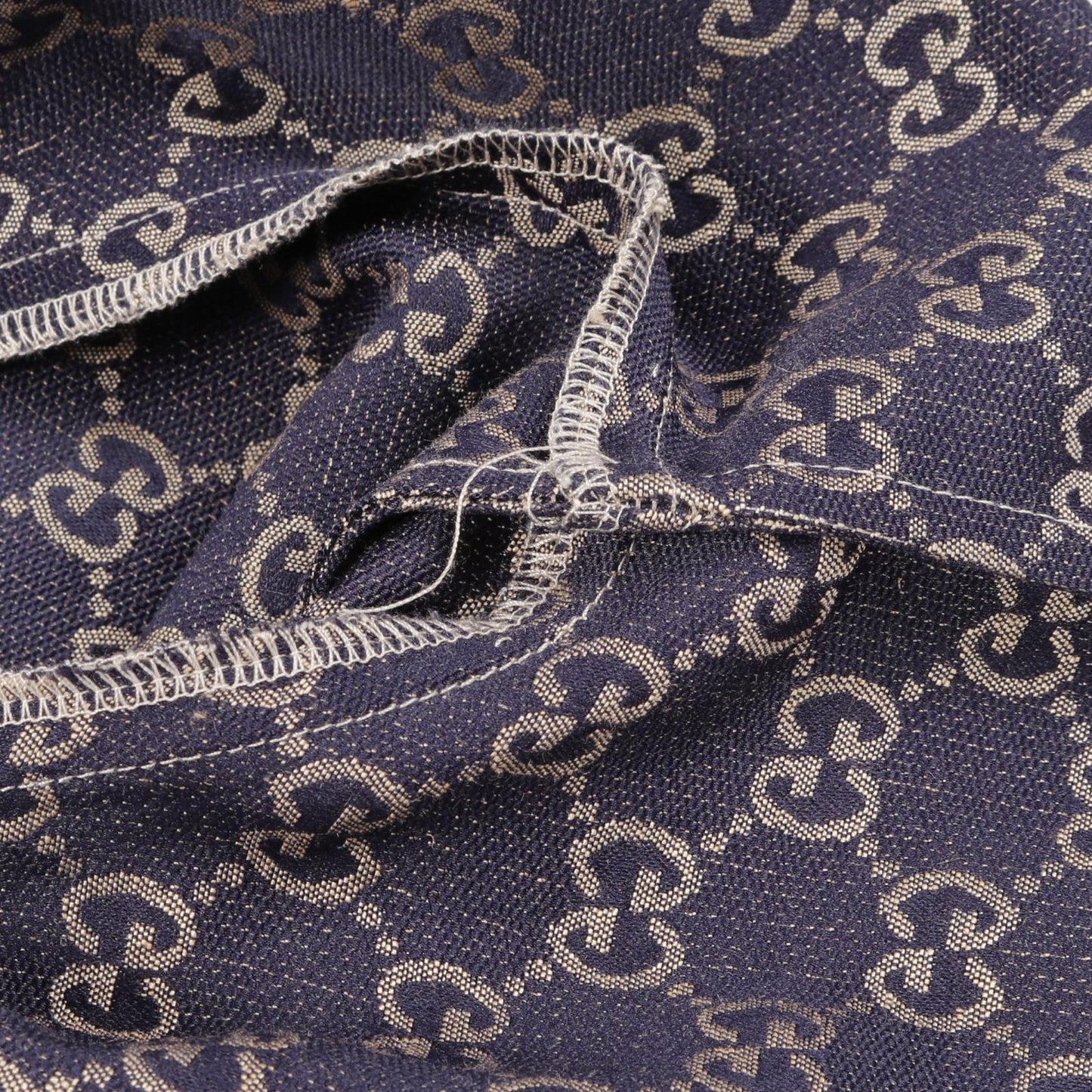 GUCCI GG Linen Blend Canvas Shirt - Timeless Elegance