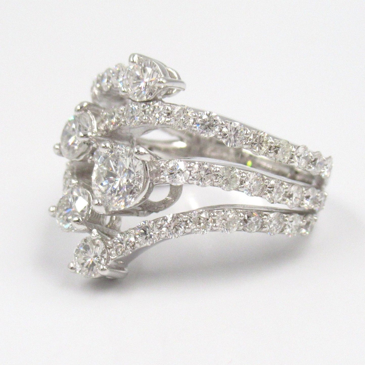Exquisite K18WG Diamond Ring - 2.62ct Luxury Jewelry