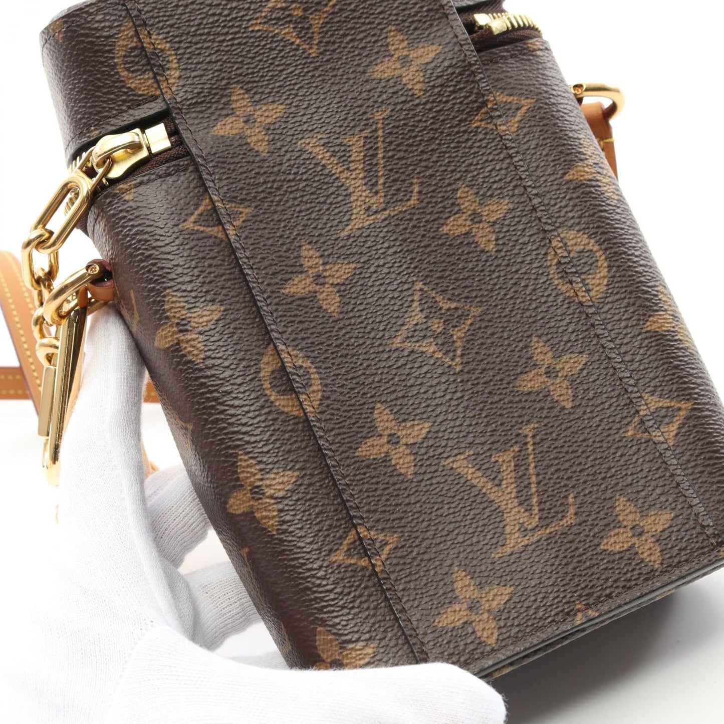 Louis Vuitton Monogram Fawn Box Shoulder Bag - Exquisite Craftsmanship