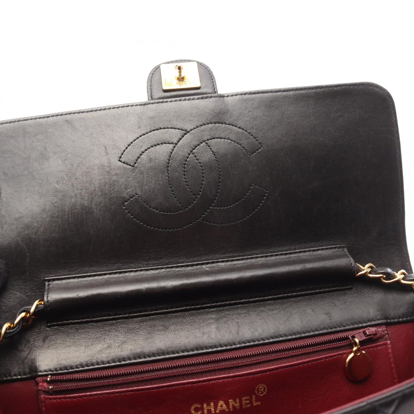 CHANEL Matelassé Black Lambskin Shoulder Bag - Timeless Elegance