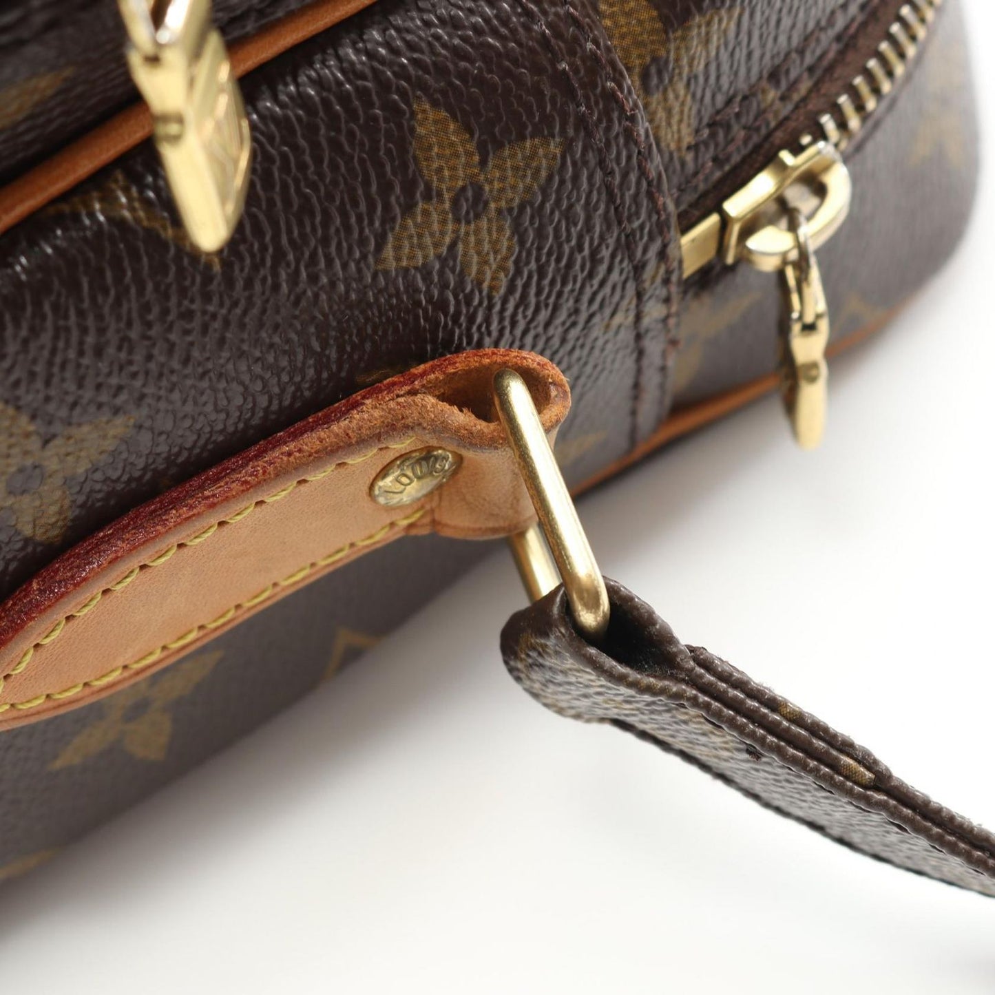 Louis Vuitton Nile Shoulder Bag M45244 - Timeless Elegance